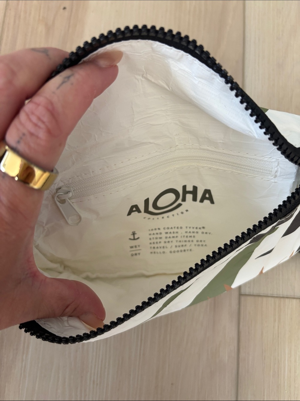 Aloha Collection Mini Hip Pack - Picture 2 of 3